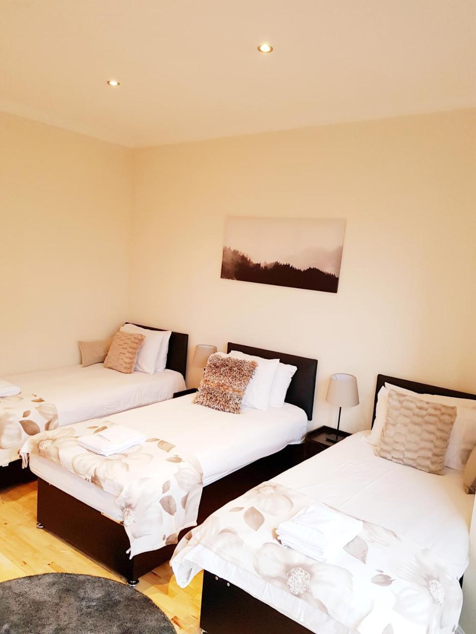 Bed and Breakfast Cogie Abode Enfield Exterior foto