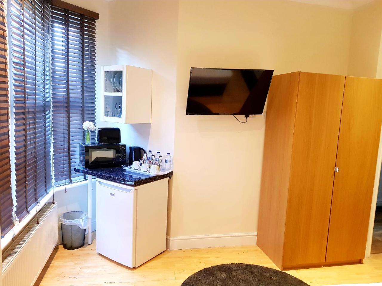 Bed and Breakfast Cogie Abode Enfield Exterior foto