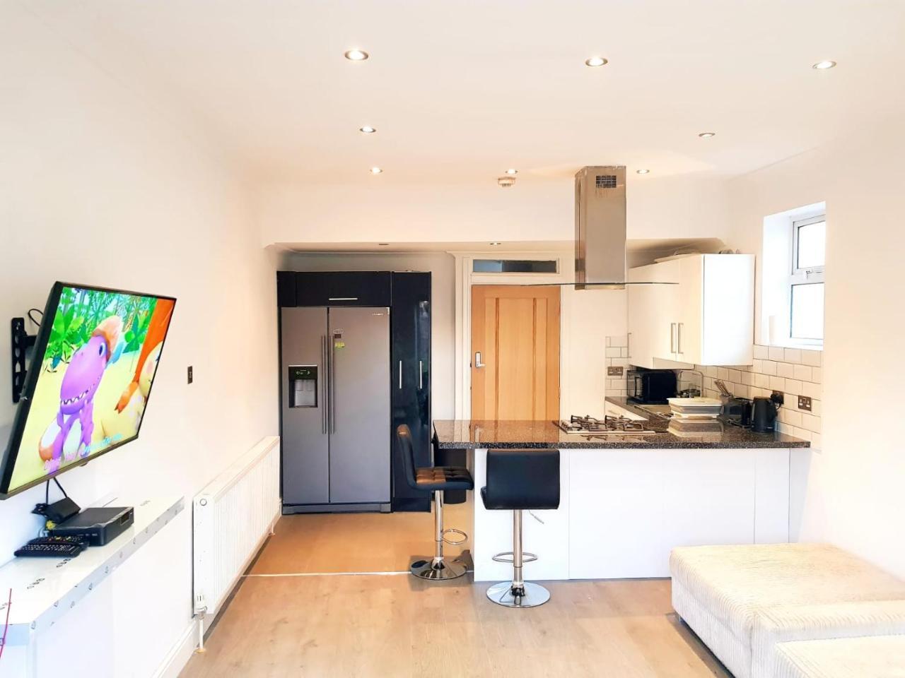 Bed and Breakfast Cogie Abode Enfield Exterior foto